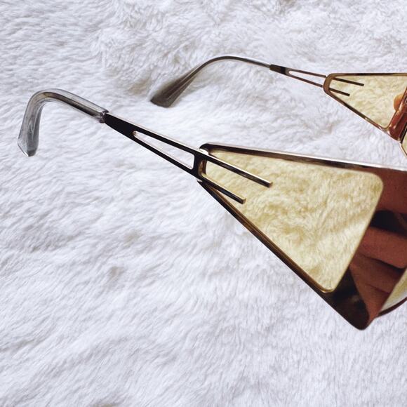 Shane Clear Yellow Wrap-Around Sunglasses - Picture 4 of 10